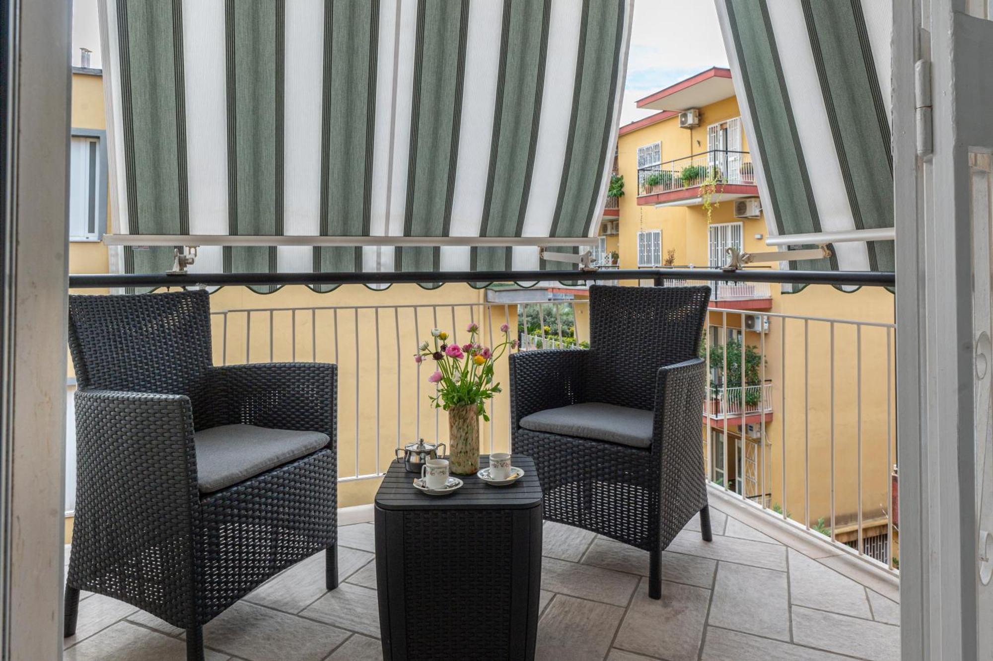 Renza House Chiaia Apartment Naples Exterior photo