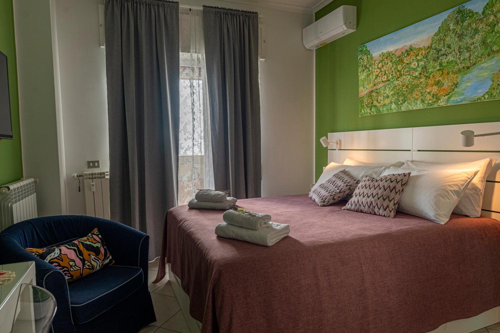 Renza House Chiaia Apartment Naples Exterior photo